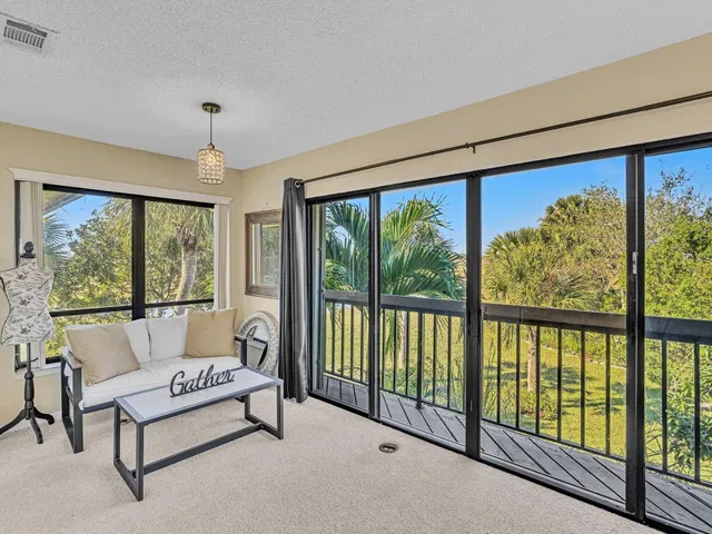 PGA National Palm Beach Gardens Unit 202 photo 9