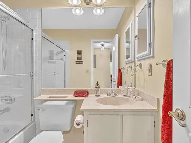 PGA National Palm Beach Gardens Unit 202 photo 21