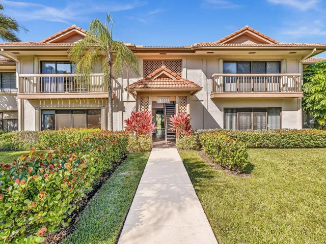 PGA National Palm Beach Gardens Unit 202 photo 26