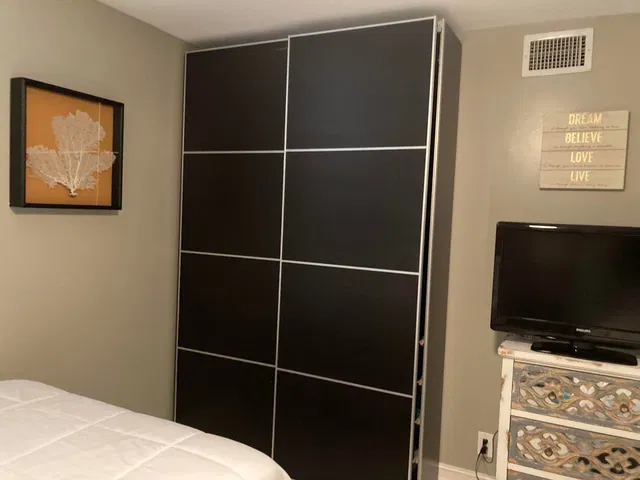 Unit 3203 photo 15