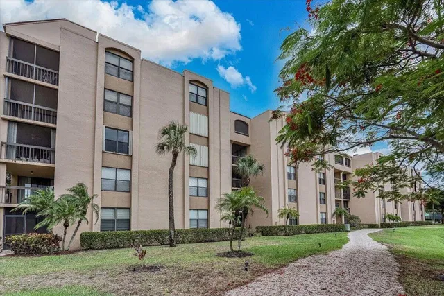 Unit 3203 photo 29