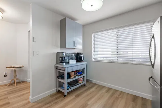 Unit 408 photo 6