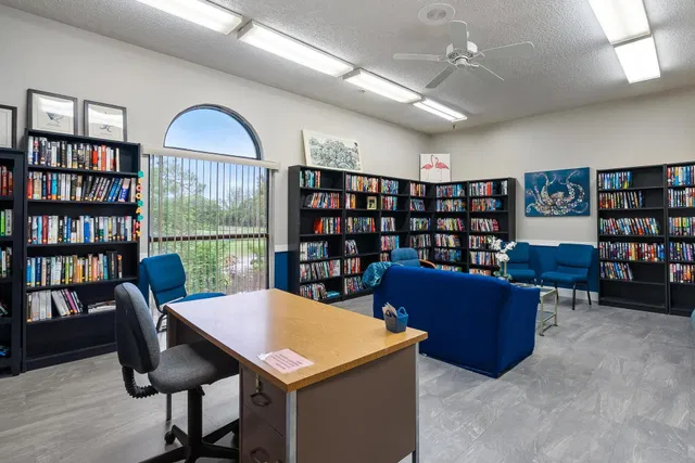 Unit 408 photo 24