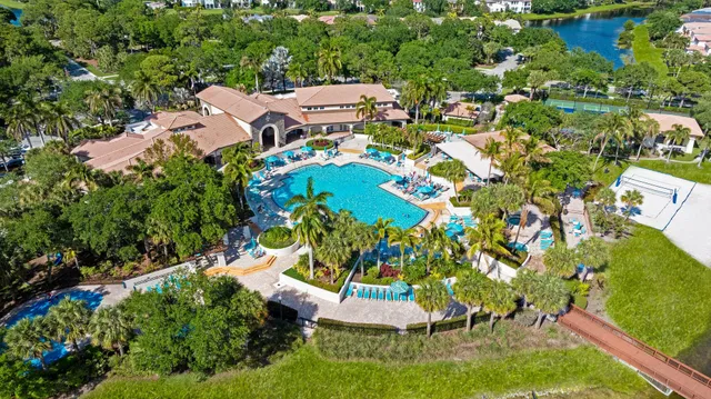 Evergrene Palm Beach Gardens Residence photo 26