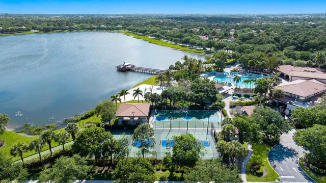 Evergrene Palm Beach Gardens Residence photo 29