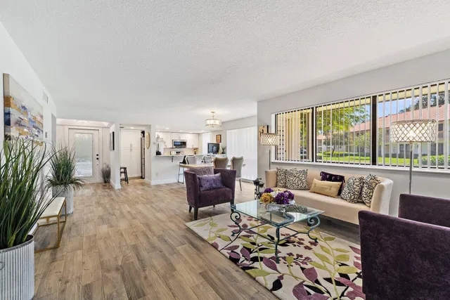 PGA National Palm Beach Gardens Unit 128 photo 9