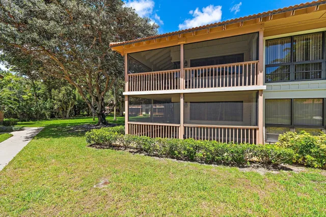 PGA National Palm Beach Gardens Unit 128 photo 26