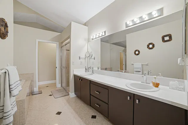 Residence photo 26