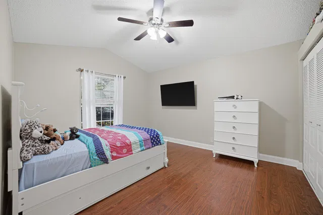 Residence photo 29