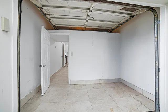 Residence photo 34