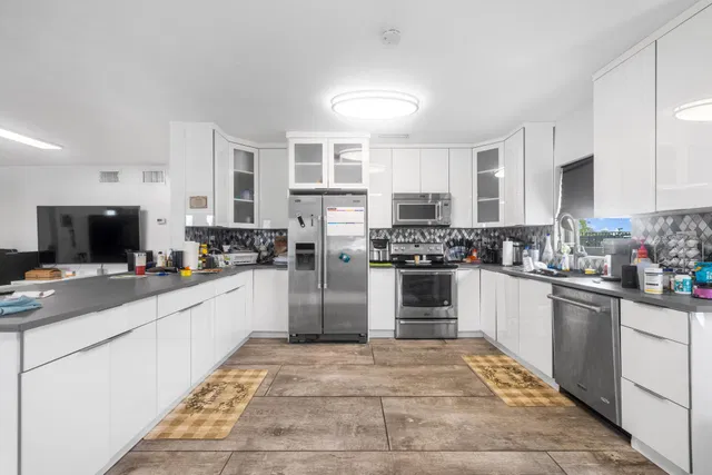 Residence photo 19