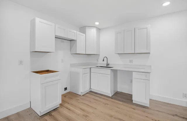  Residence photo 5