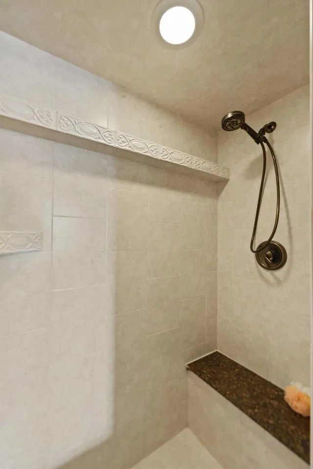 Unit 202-c photo 12