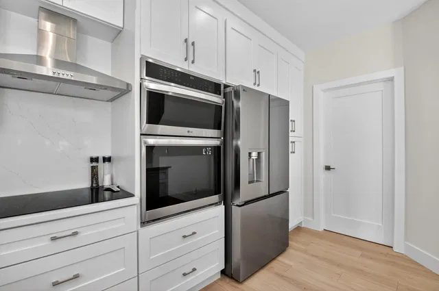 Residence photo 12