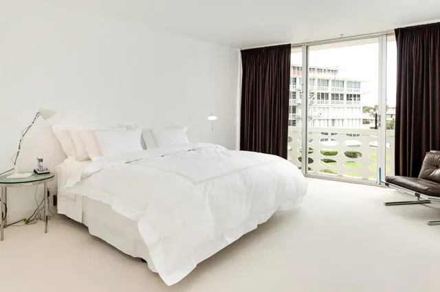Unit 404 photo 6