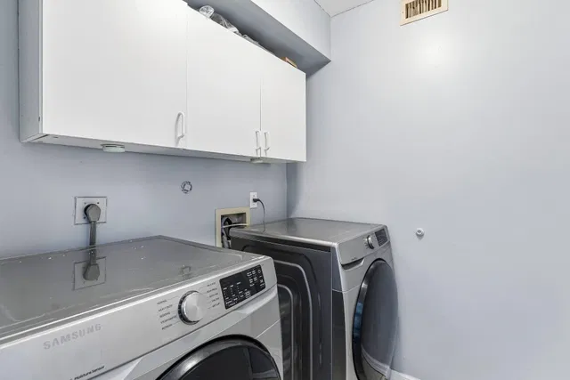  Residence photo 17