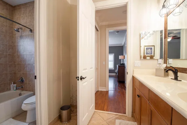  Residence photo 31