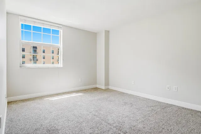 610 Clematis Unit 609 photo 10