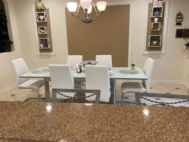 Unit 111 photo 11