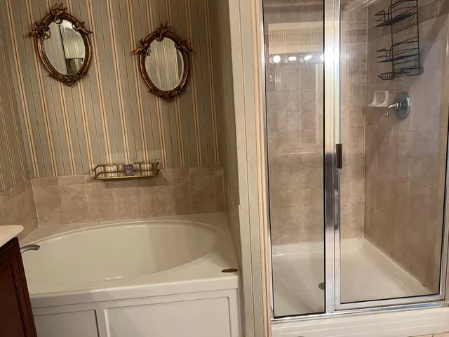 Unit 111 photo 23