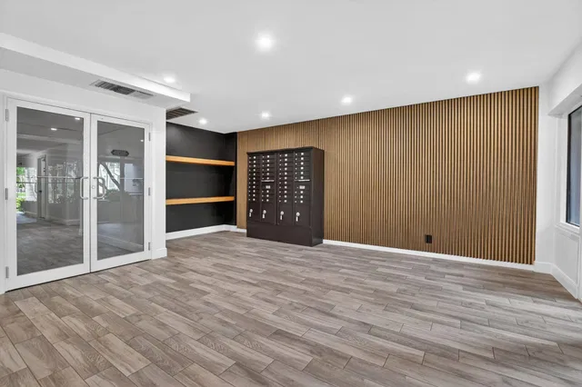  Unit 5220 photo 30