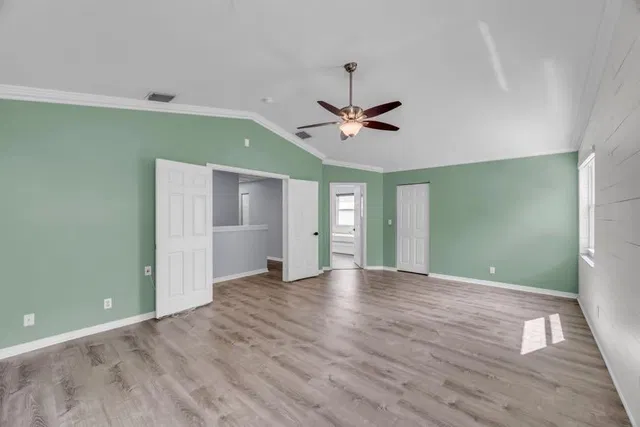 Residence photo 23