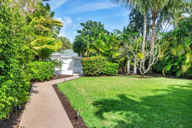 West Palm Beach Residence photo 2