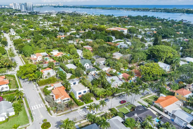 West Palm Beach Residence photo 26