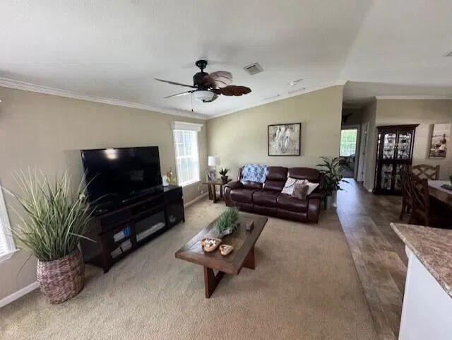 Unit 136 photo 14