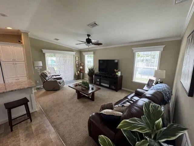 Unit 136 photo 15