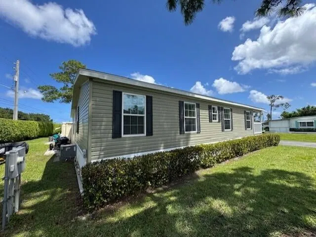 Unit 136 photo 24