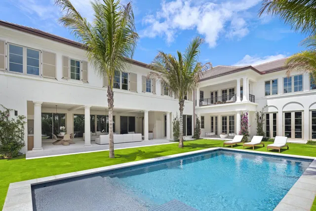 SoSo West Palm Beach Residence photo 2