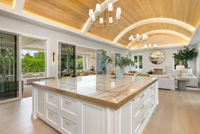 SoSo West Palm Beach Residence photo 11