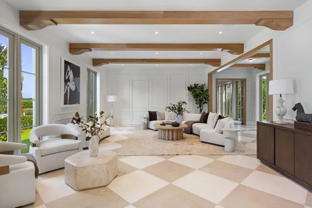 SoSo West Palm Beach Residence photo 25