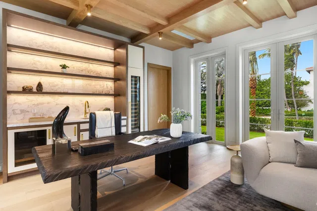SoSo West Palm Beach Residence photo 26