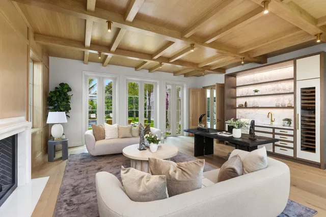 SoSo West Palm Beach Residence photo 27