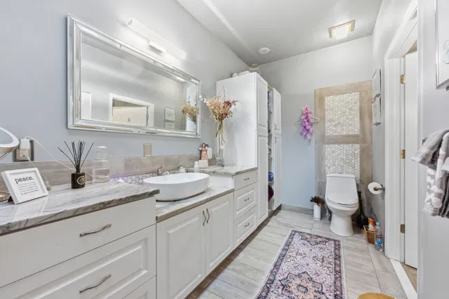  Residence photo 24