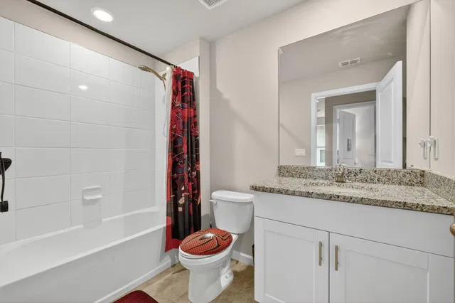 Residence photo 18