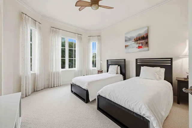 Residence photo 50