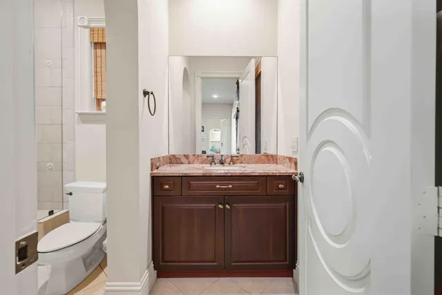 Residence photo 64