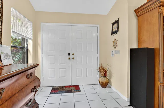 Residence photo 5