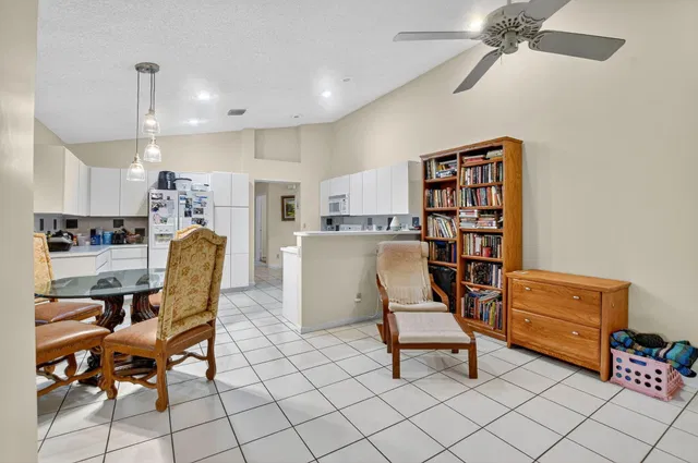 Residence photo 15