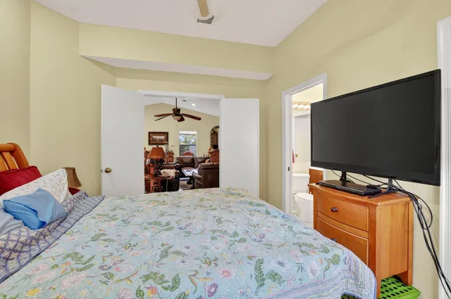 Residence photo 24
