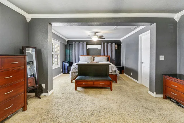 Residence photo 18