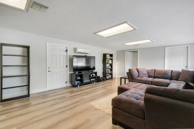 Residence photo 26