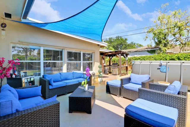 Residence photo 31