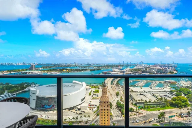 Natiivo Miami 2915