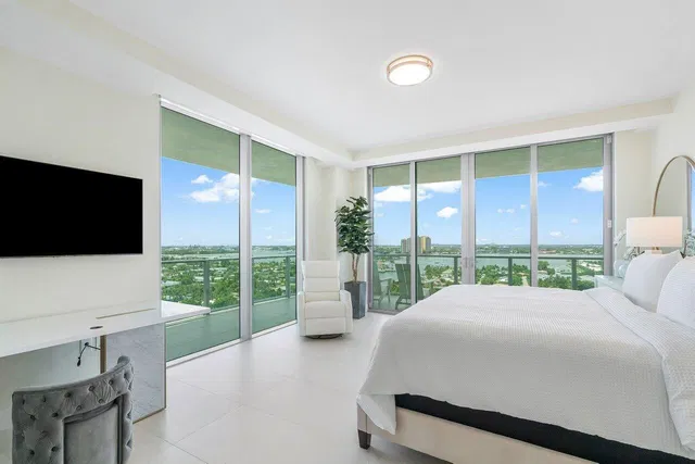 Amrit Ocean Resort & Residences Unit 1505p photo 10