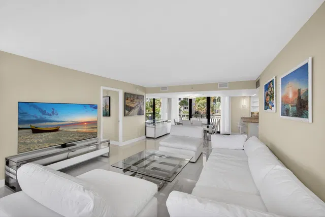 Tiara Singer Island Unit 2 F photo 4