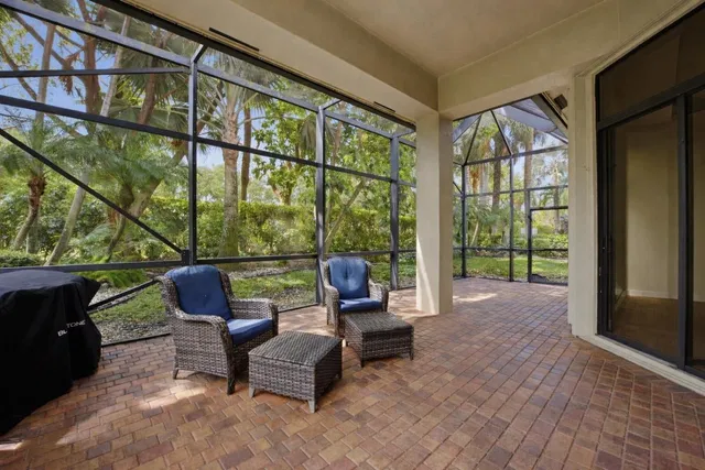  Residence photo 31